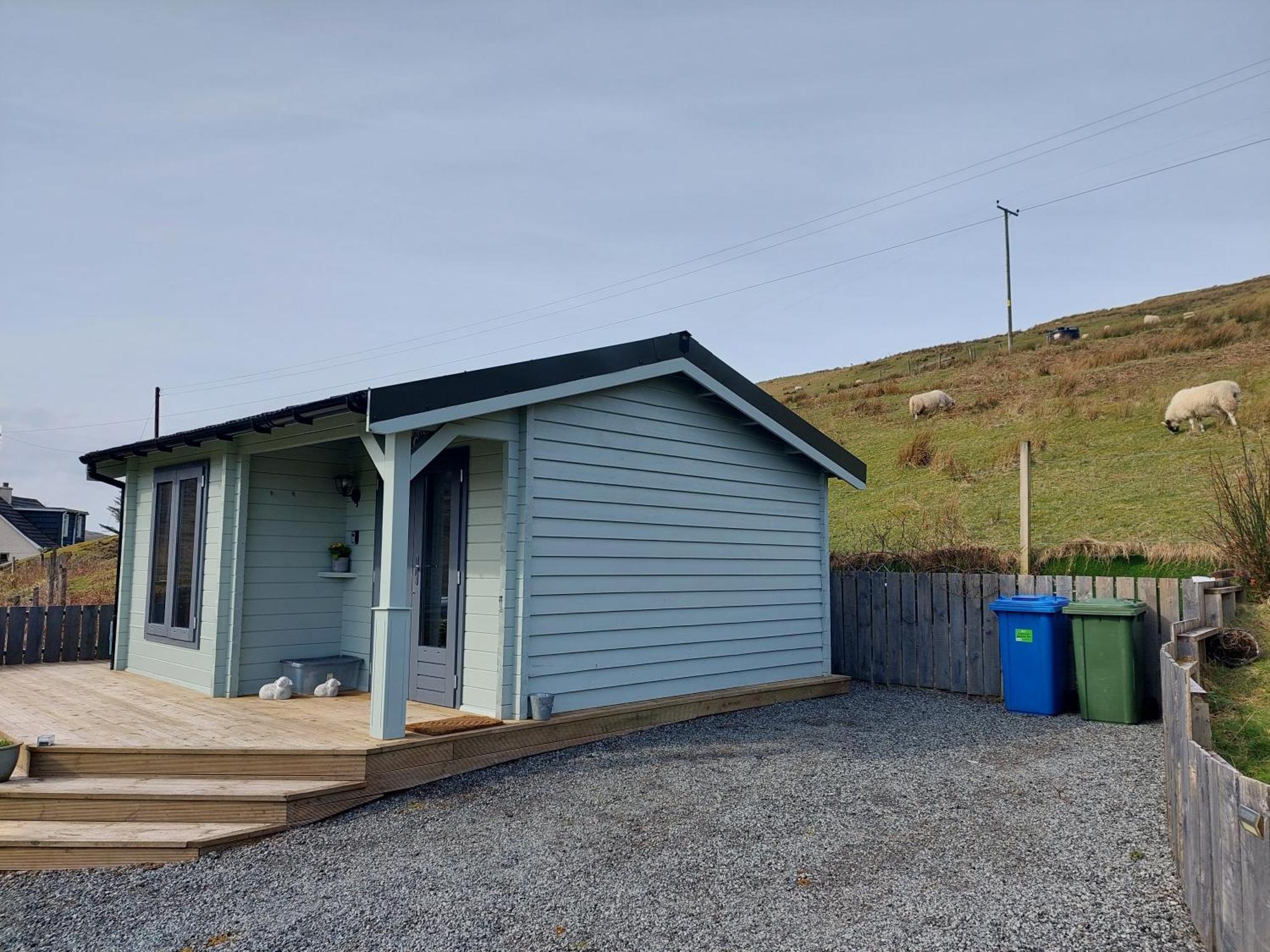 Crofters Cabin Bracadale Экстерьер фото